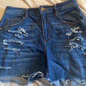 🔥High Waisted Garage Distressed Denim Shorts🔥